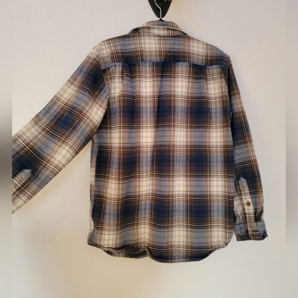 Carhartt flannel - Picture 2 of 6